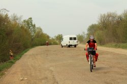 Ukraińskie szlaki rowerowe - Dziury, pył i wiatr - czyli Bezdroża Ukrainy